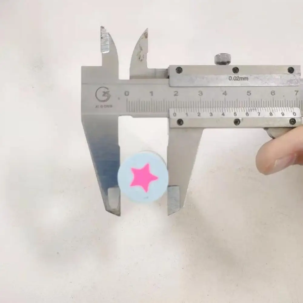 Creative and cute  2D    Cylindrical five-pointed star eraser environmental eraser customization