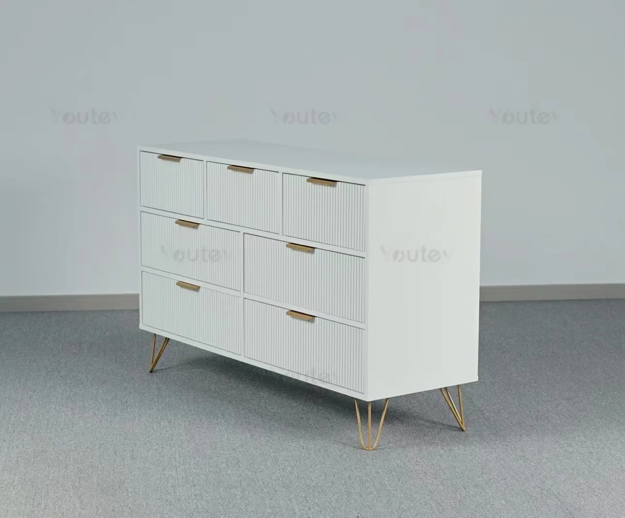Contemporary Bedroom Furniture Wide Chest of Drawers White Fluted Finish 7 Drawer Double Dresser for Bedroom