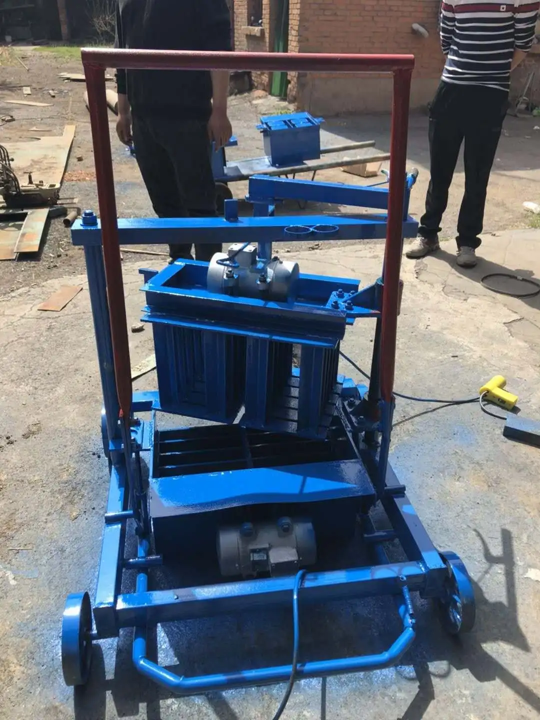 QT4-45  Hollow Brick Making Machinery Hollow sand paving laying moulding Concrete paver block cement brick making machine price