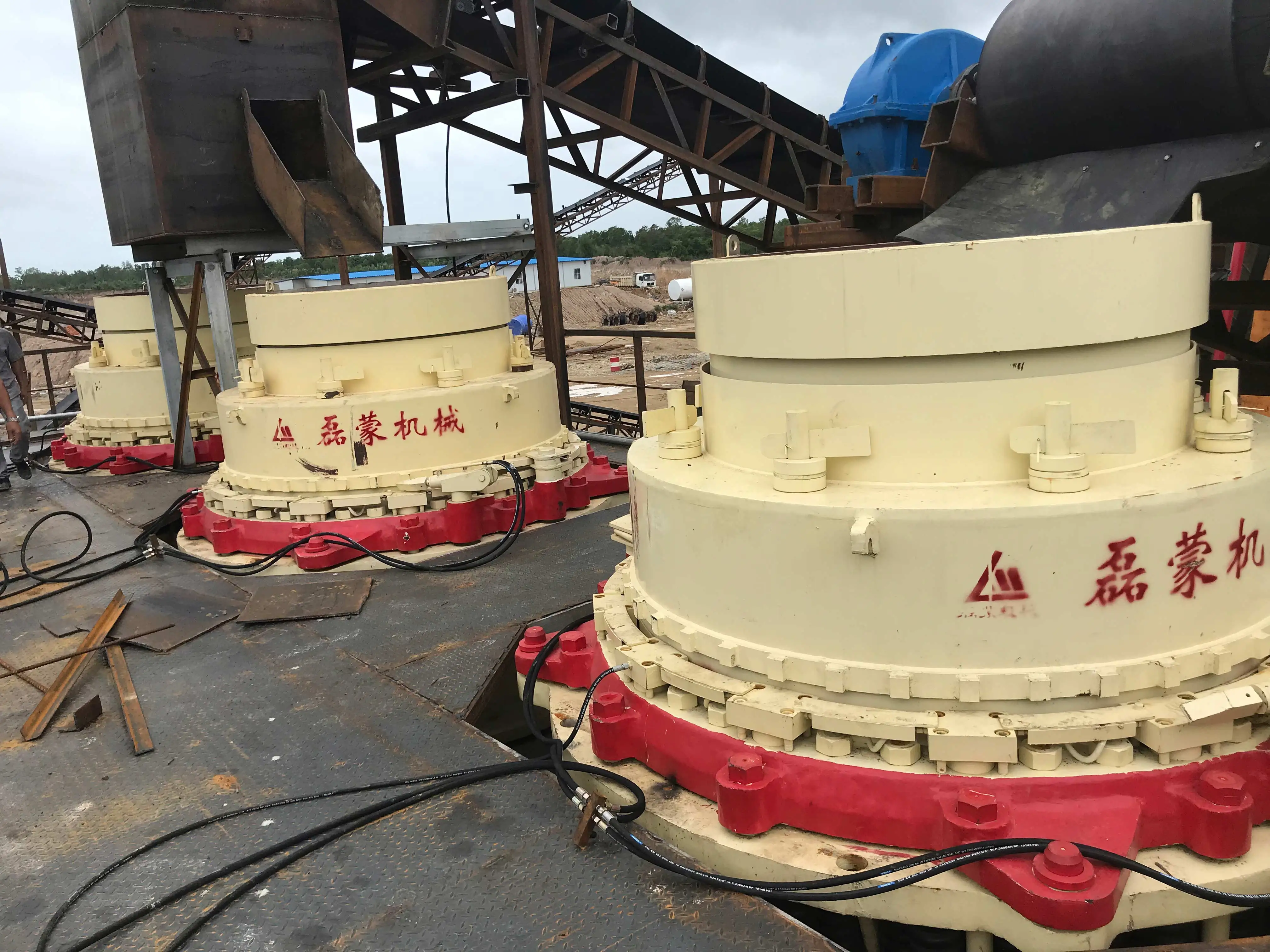 
4.25 feet symons spring cone crusher for quarry stone crushing plant 