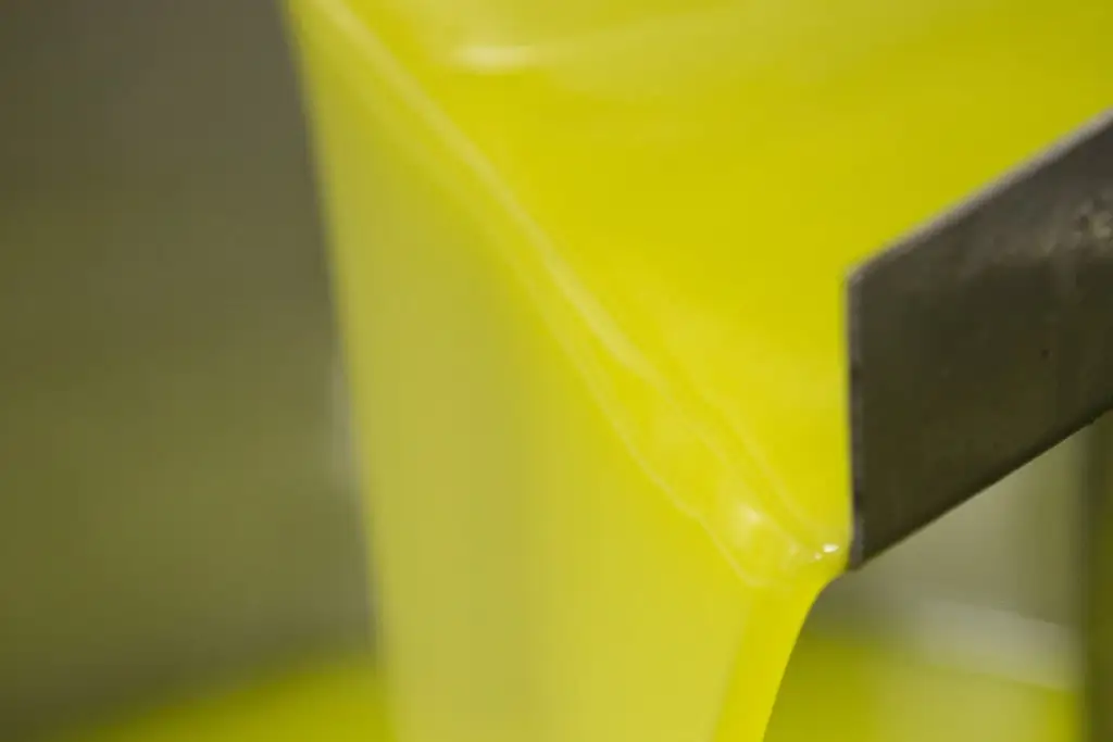 High Italian Extra Virgin Olive Oil Monocultivar Coratina Platinum 0,750 L for restaurant - Puglia - Italy - intense taste