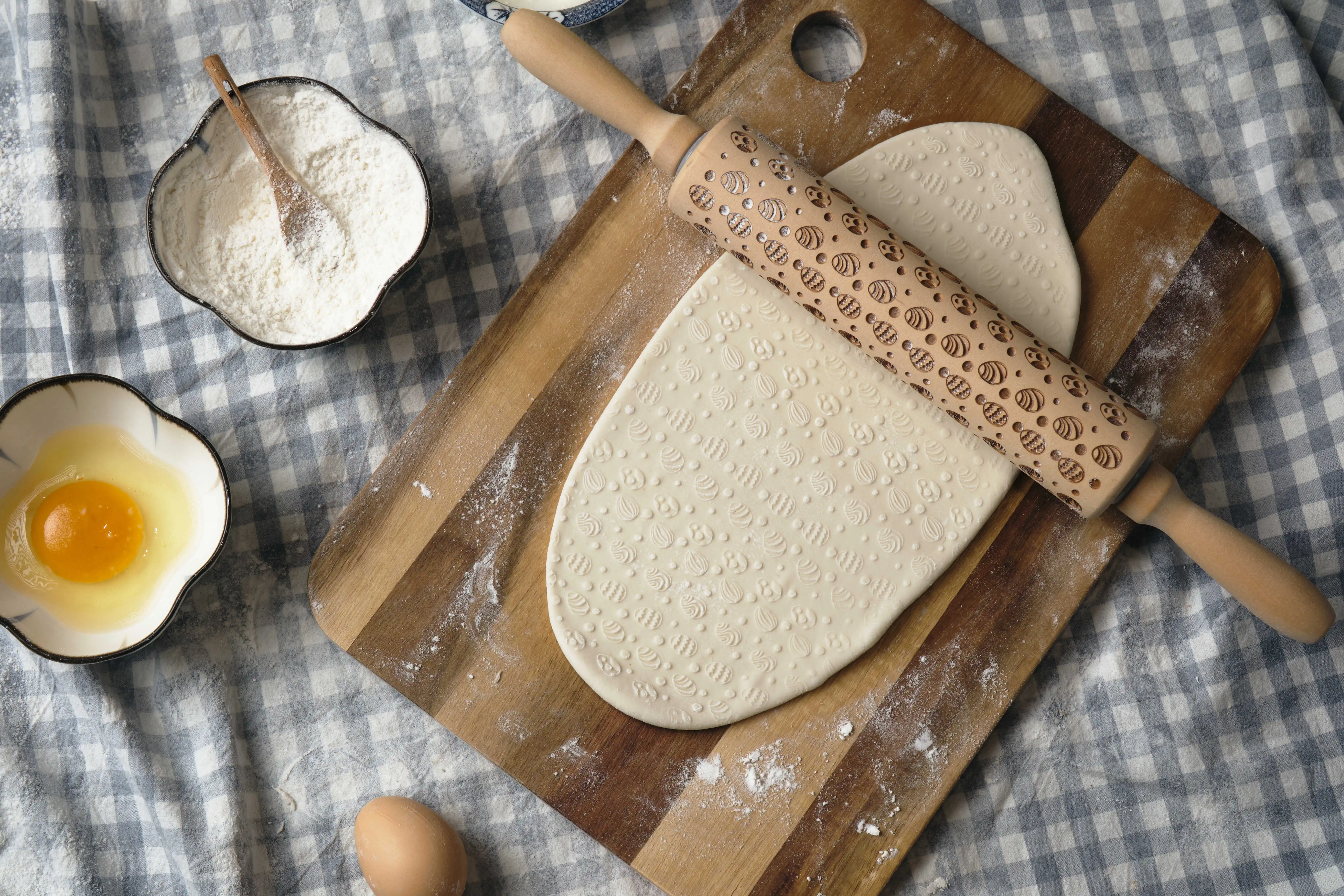 Wholesale Factory Wooden Beech Black Print Rolling Pin Roller Embossed Rolling Pin Cookies Cookie Rolling Stick Custom Utensil