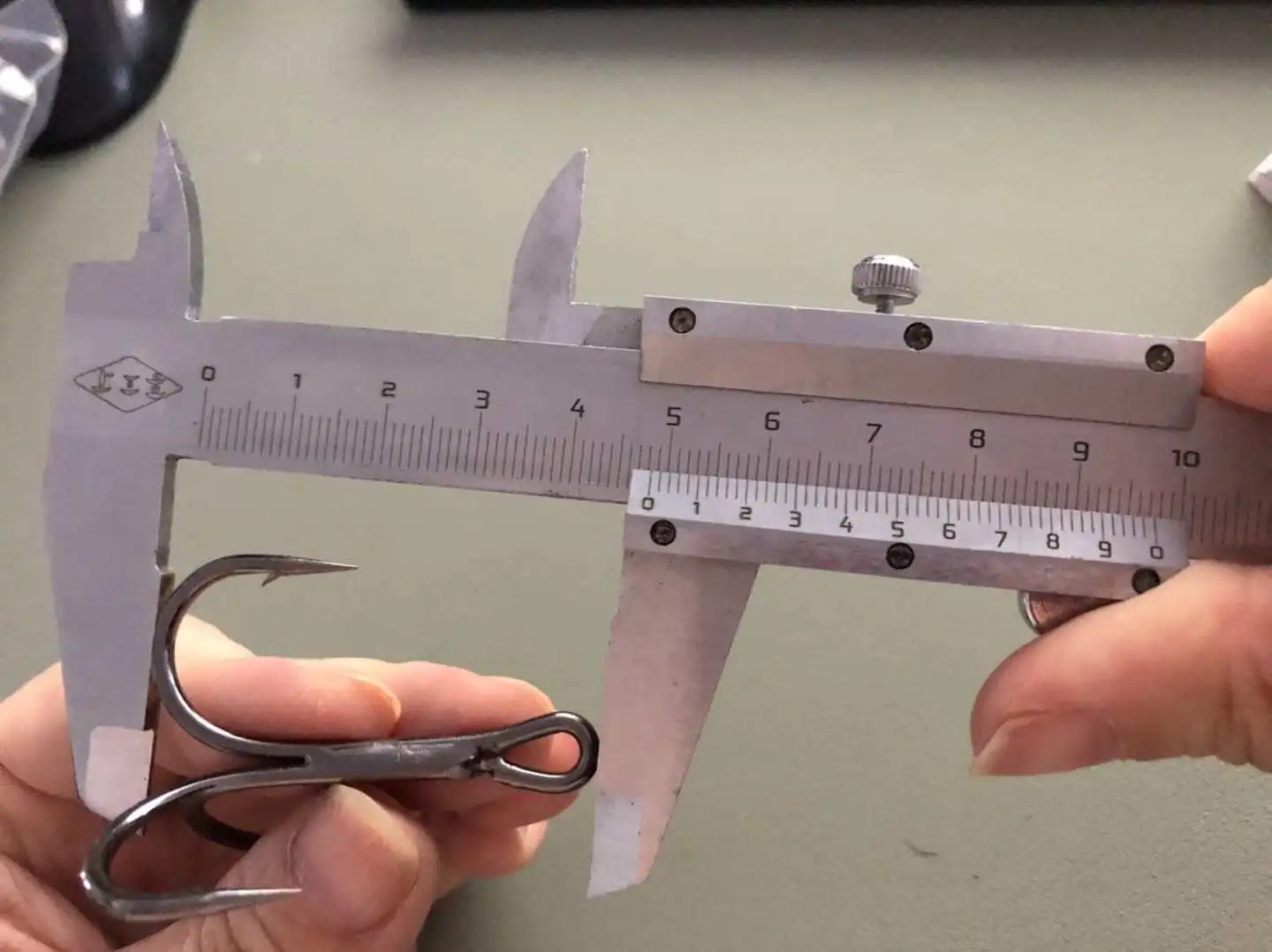 SUPERIORFISHING Big size Treble hooks German Alloy Steel material Rustproof Barbed fishing hooks U6