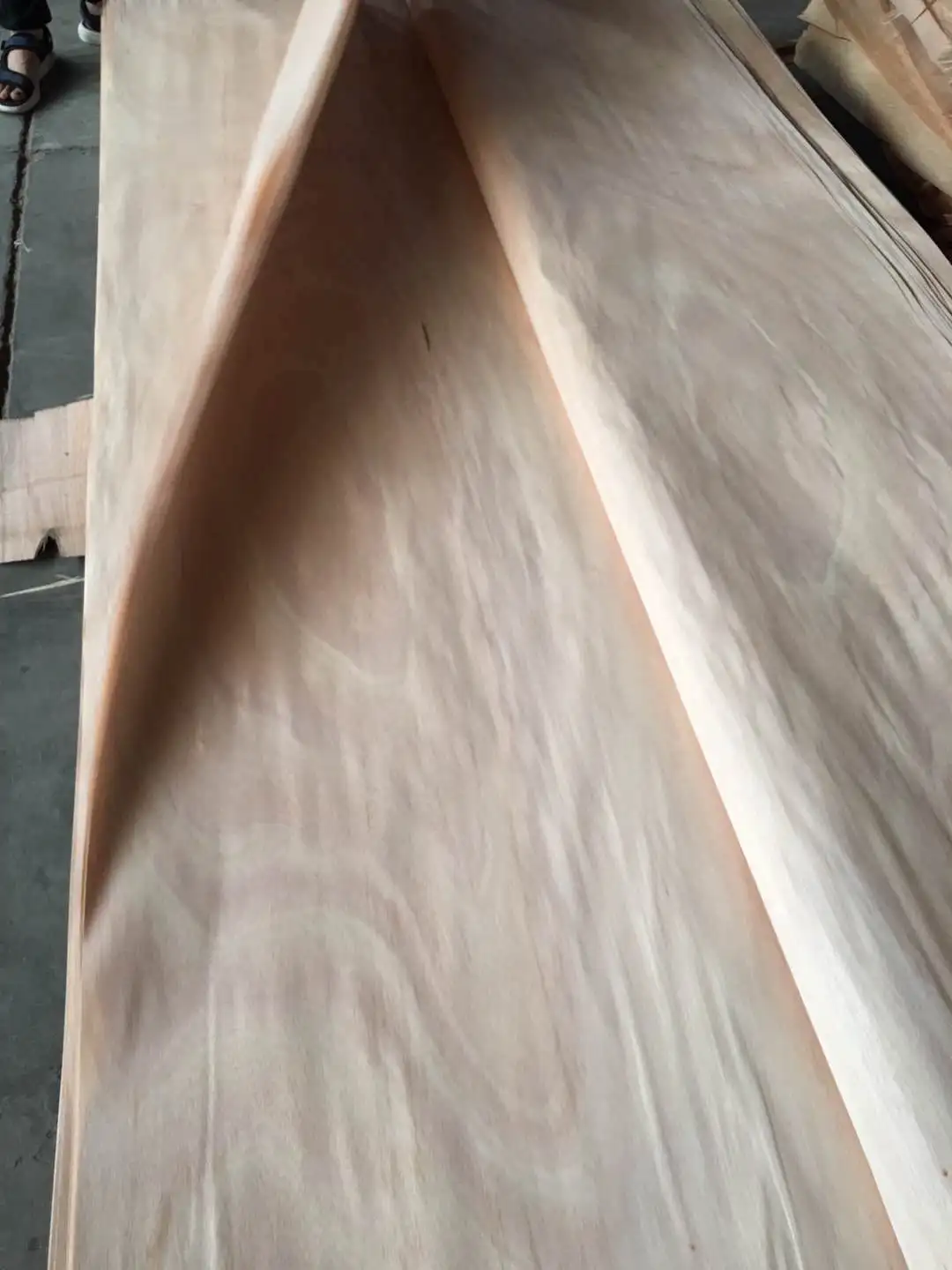 0.3mm THICKNESS OKOUME VENEER