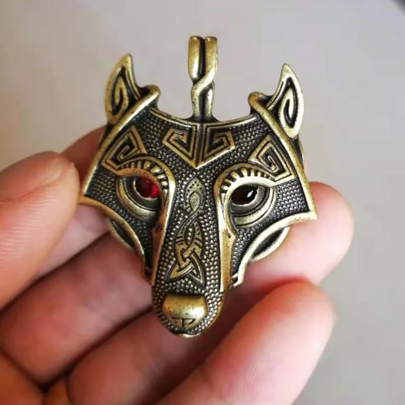 Jewelry wholesale alloy Viking pendant personalized jewelry wolf head necklace