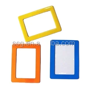 Removable and reusable different size magnetic photo frame