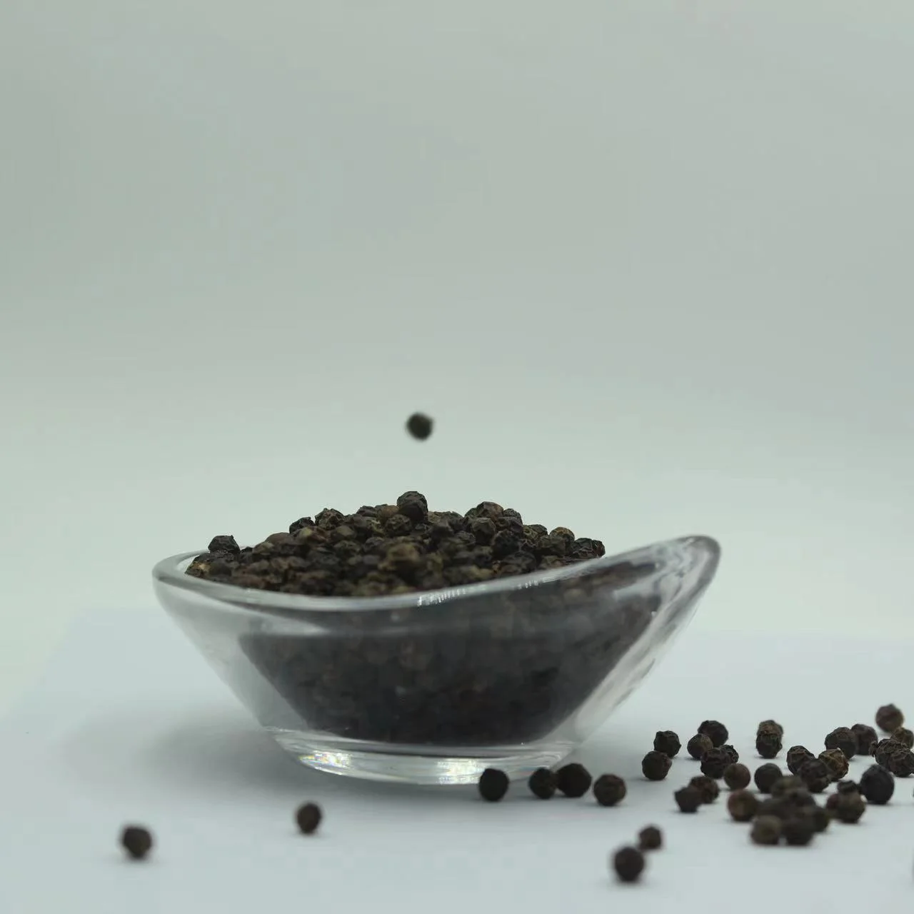 Factory Direct Supply Best Quality Bulk Dried Whole Black Pepper