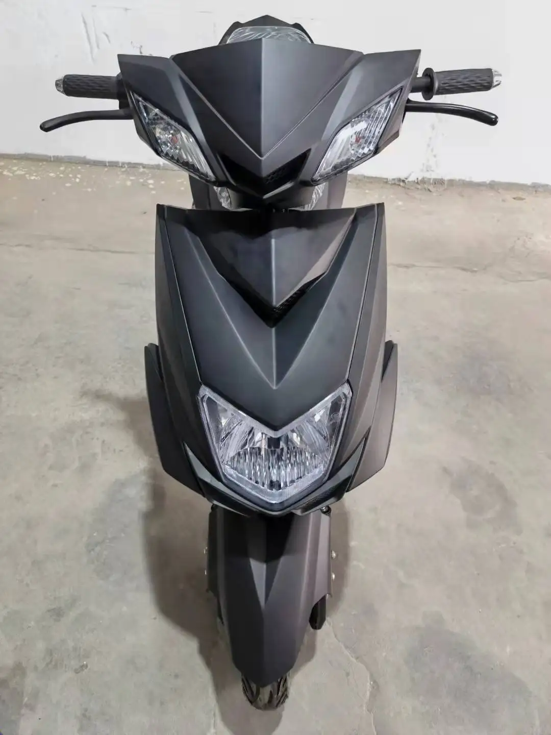 2022 new design electric scooter with key less entry and cruise function for india market