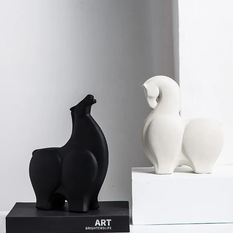 Modern Frosted Home Decor Horse Decoration Luxury Ceramic Horse Ornament