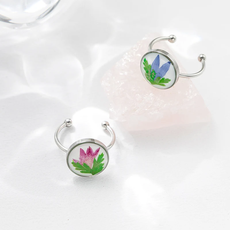 Manufacturers Stainless Steel Sliver Handmade Butterfly Resin Open Dried Flower Ring Fashion Jewelry for Women