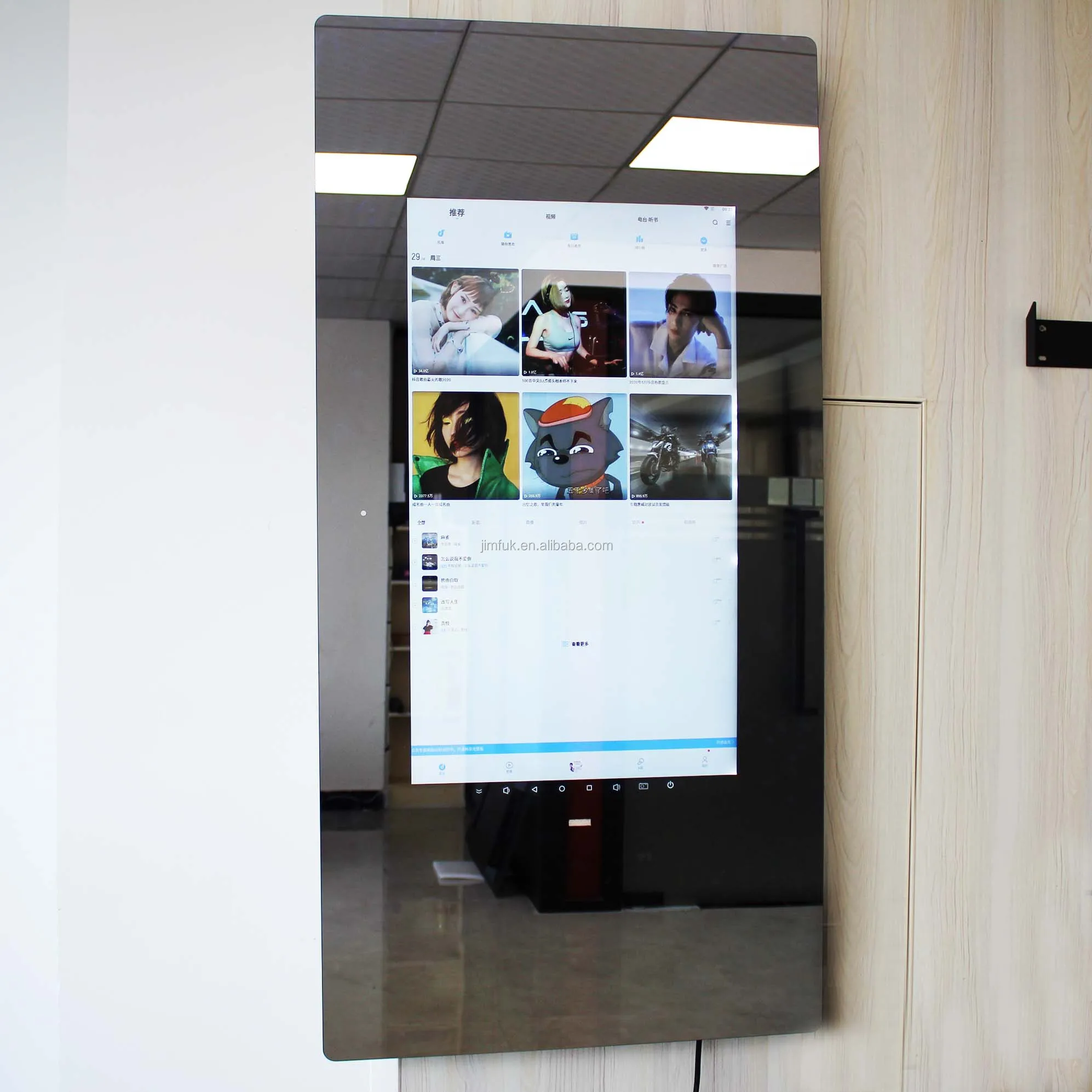 
Front Facing Camera Interactive Wall Mounted Magic Mirror Sport Fitness Touch Screen Smart Mirror Display 