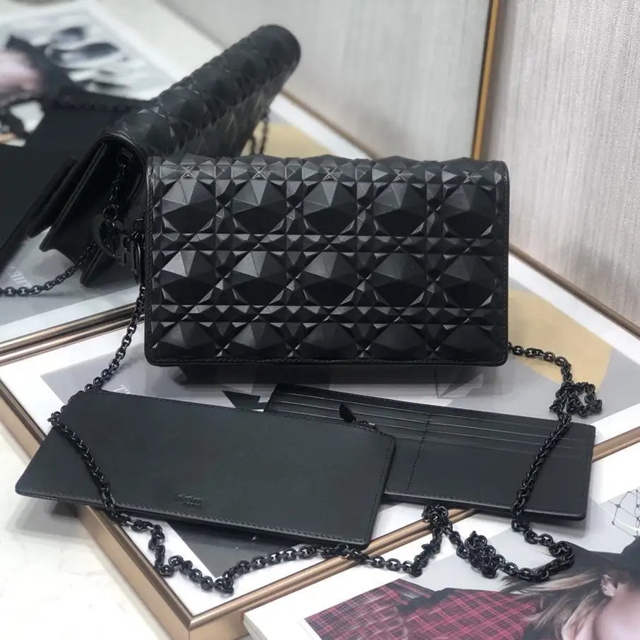 Newest Catalog Fine Designer Crossbody Handbags Famous Brands Original LOGO Luxury Bags Genuine Leather Handbag