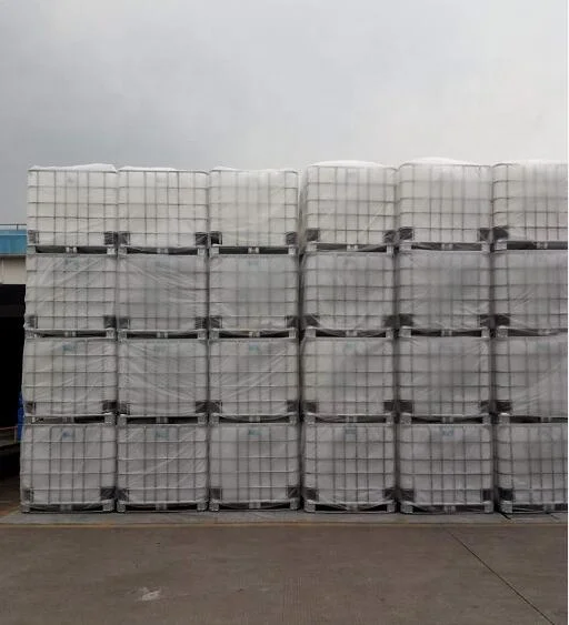 Plastic IBC tank for chemical product storage 1000L
