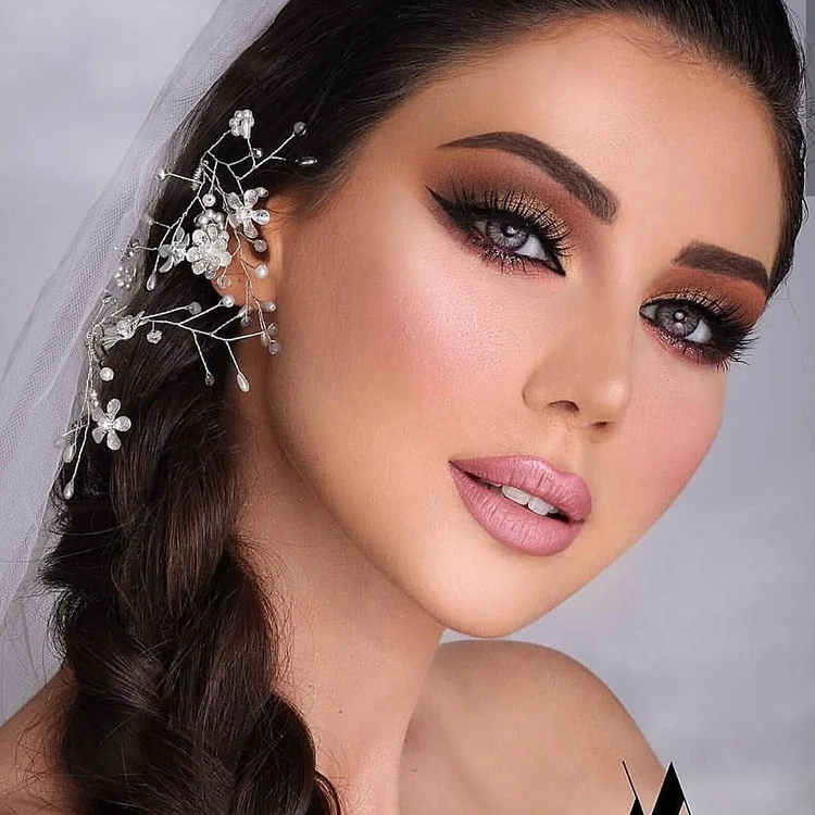 Hot Sale Professional Lower Price Sterile Colour Contact Lenses Grey