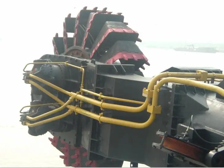 Good quality dredger made in china for the river dredging