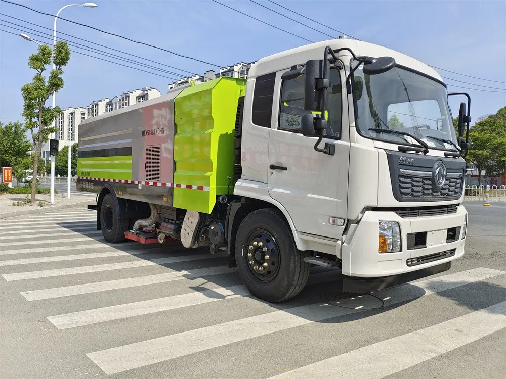 Hot sell Dongfeng tiajing Vacuum sweeper truck  factory price for sale /road sweeper truck