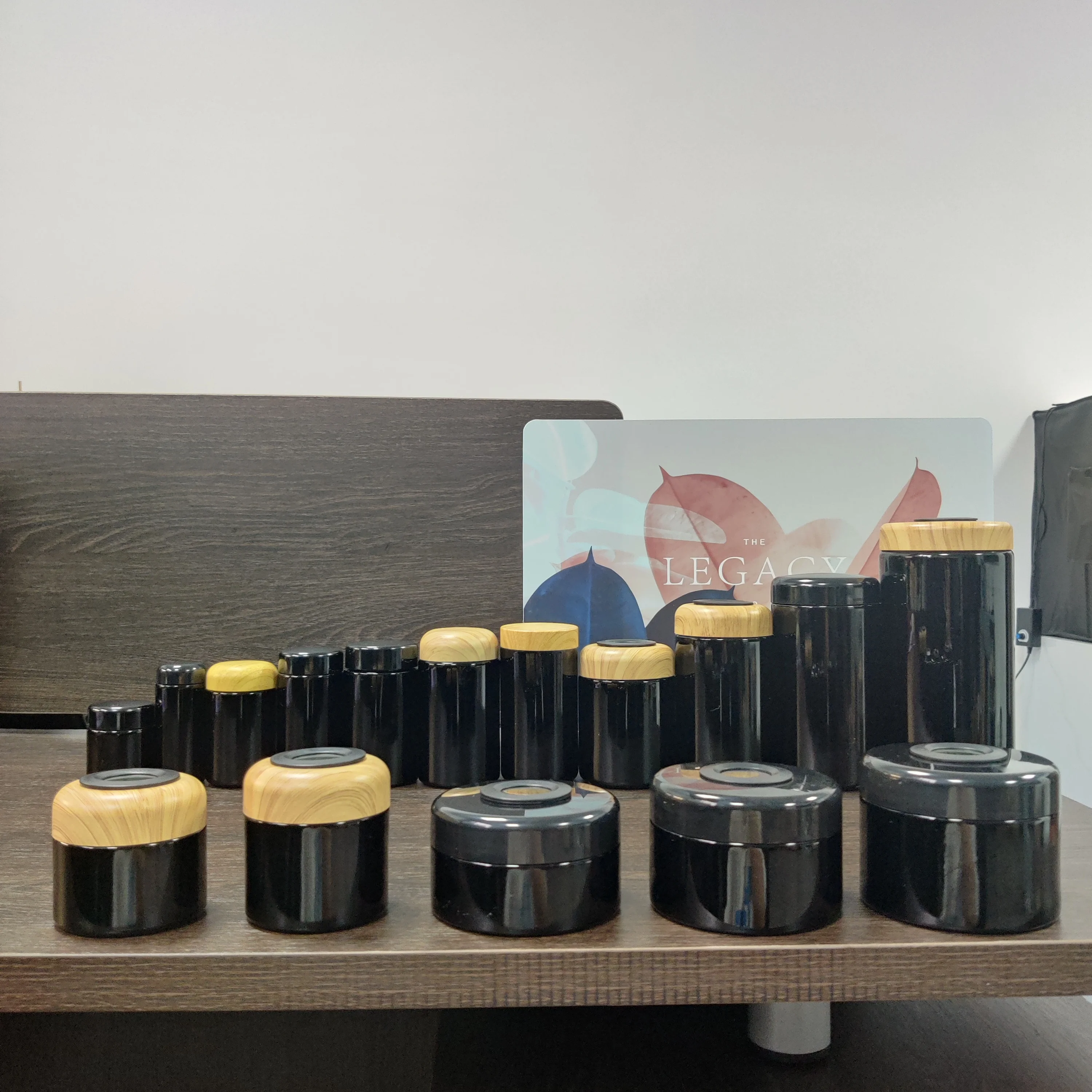 Round Large 250g 500g UV Black Dark Ultra Violet Stash Jar Herb UV Smell Proof Air Tight Ultraviolet Storage Glass Jar