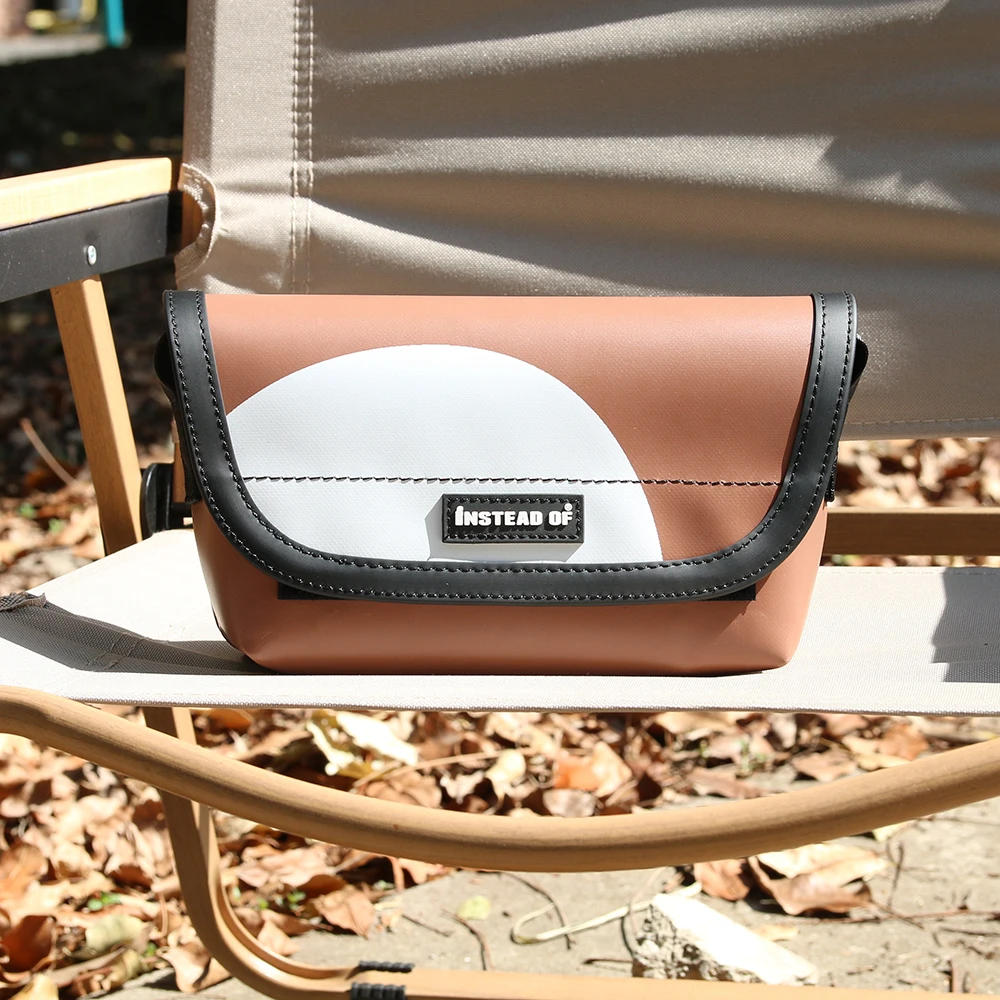 Waterproof Cross Body Tarps Bag Freitag Bag PVC Tarpaulin Tote Handbag Printing Outdoor Travel Backpack Custom logo and pattern