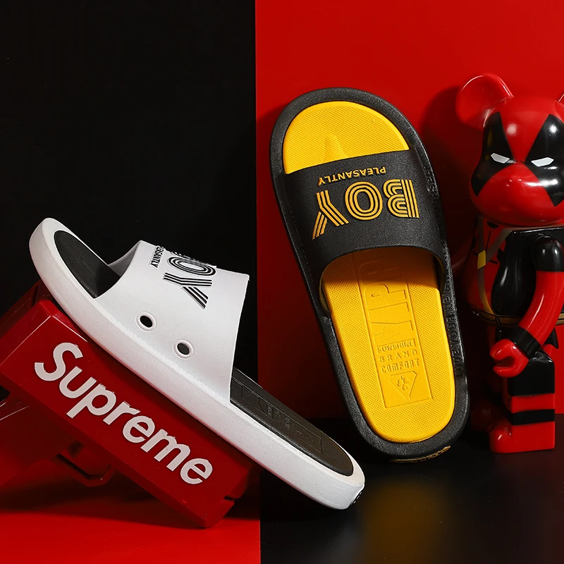 Unisex Soft Bottom Slippers Household Indoor Slippers New Hot Sale Beach Slippers