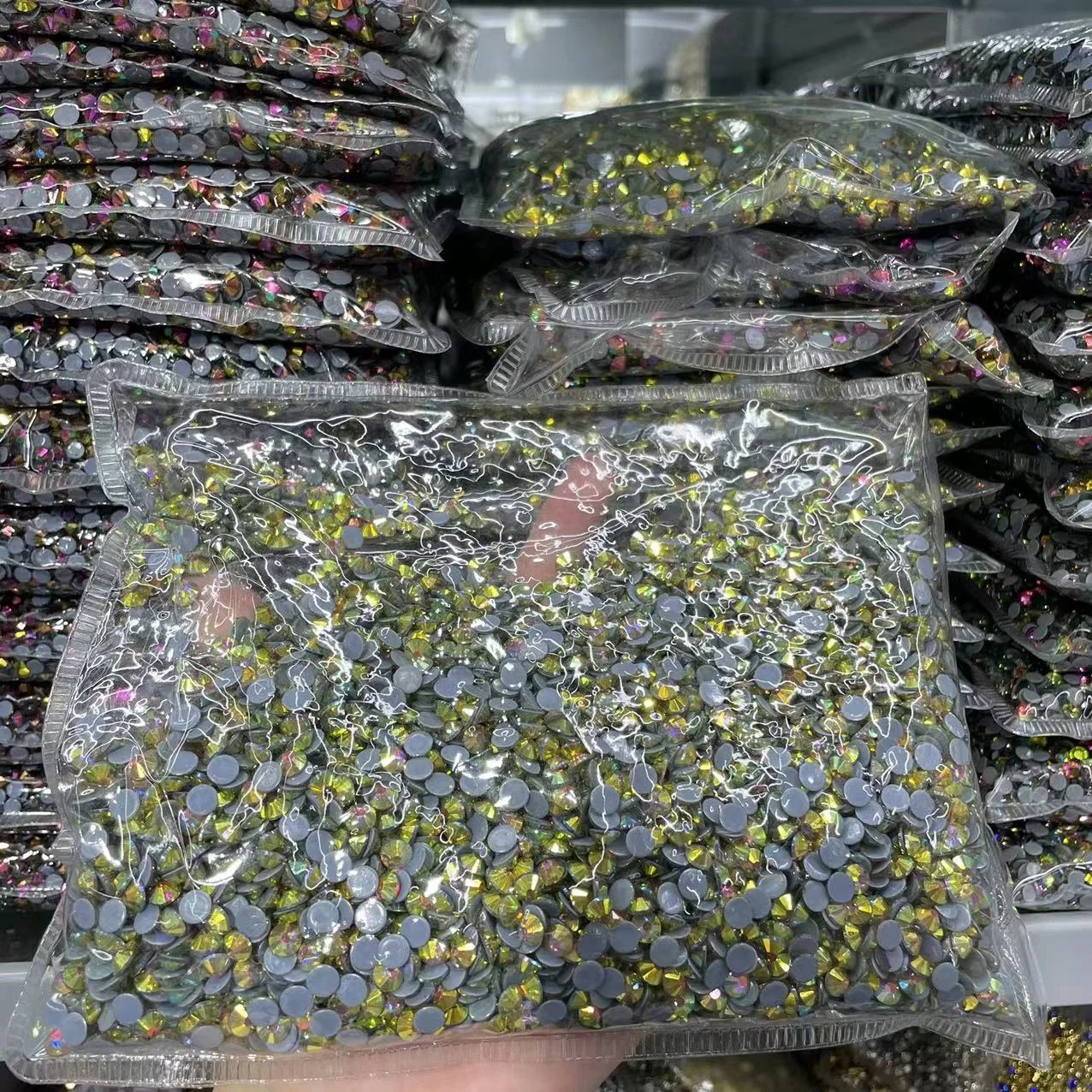 Factory wholesale good quality SS3-SS40 flat back hotfix rhinestones glass rhinestone hotfix for garment decoration