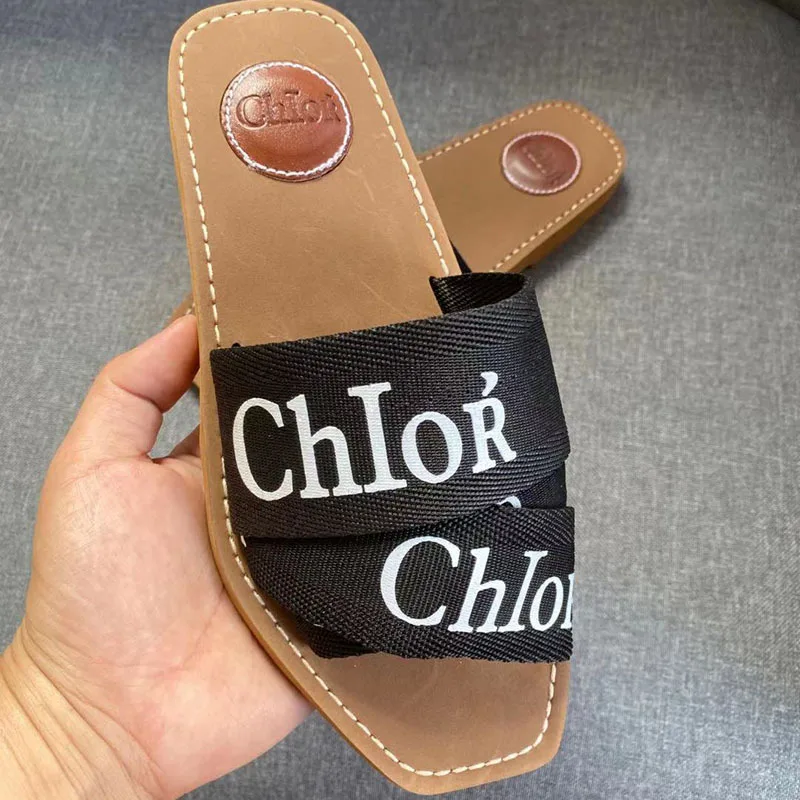 2022 New Crystal Jelly Sandals Multi Color Diamond Flat Women Slipper Clear Slip on Shoes for Lady Beach Jelly Slides Slippers