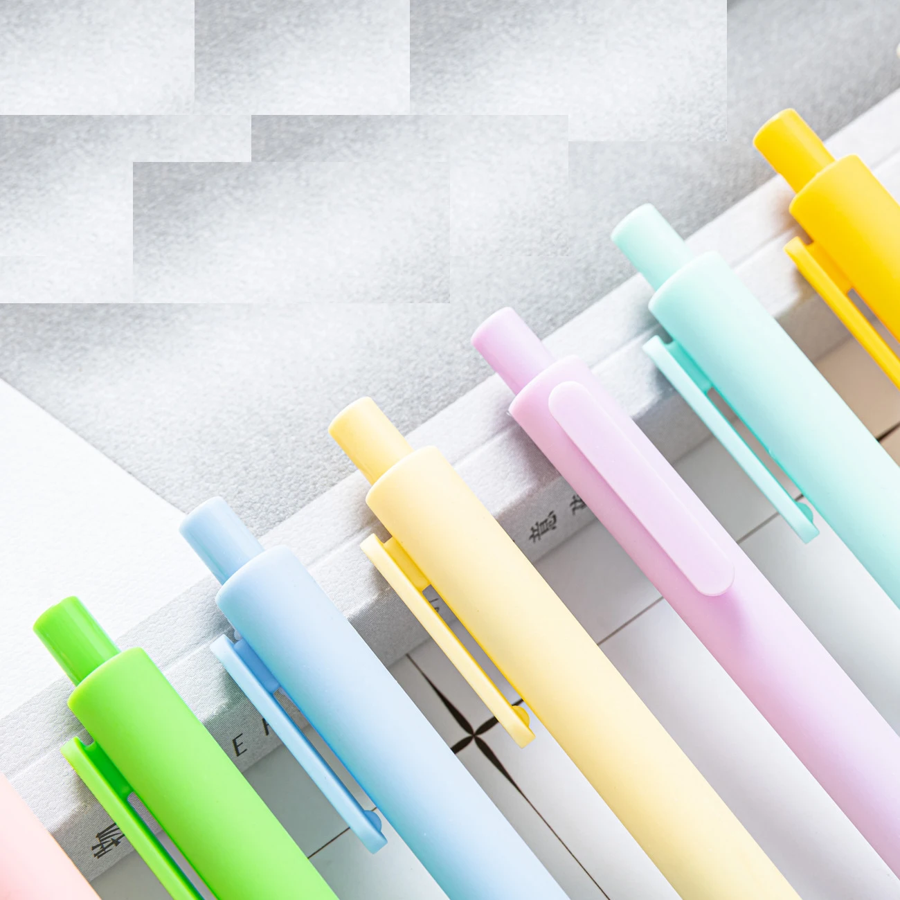 Изготовленный на заказ логотип рекламные подарки резиновое покрытие morandi цвета шариковая ручка низкая Moq