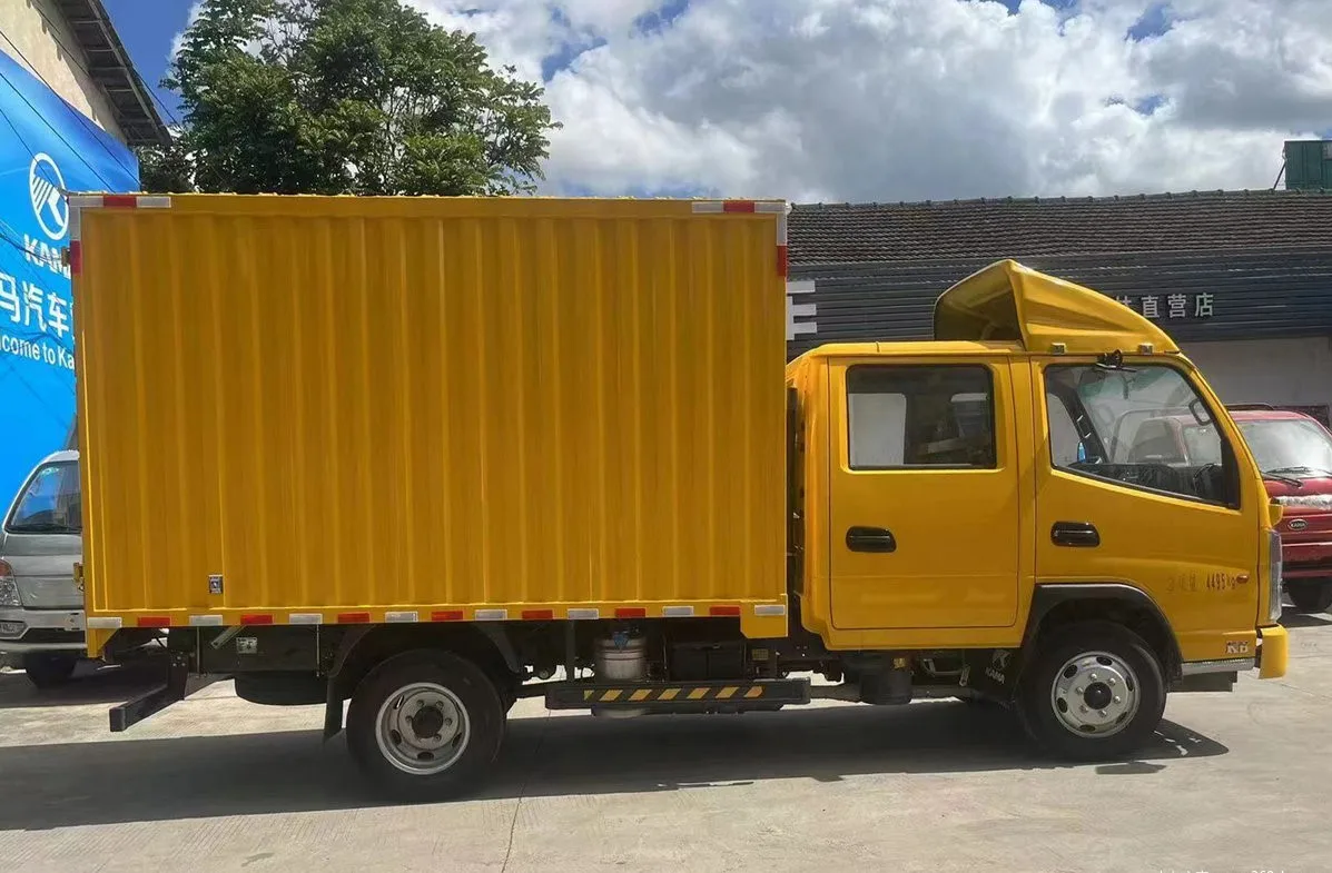 Affordable and Dependable 4x2 Double Cabin diesel Powered Light Duty Cargo Van Truck Made in China on Promotion
