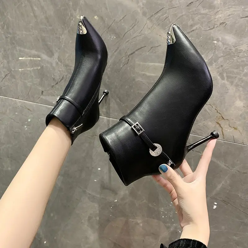 2021 Hot Sale New Women Metal Pointed High Heels Stiletto Short Boots All Match Casual Women Shoes