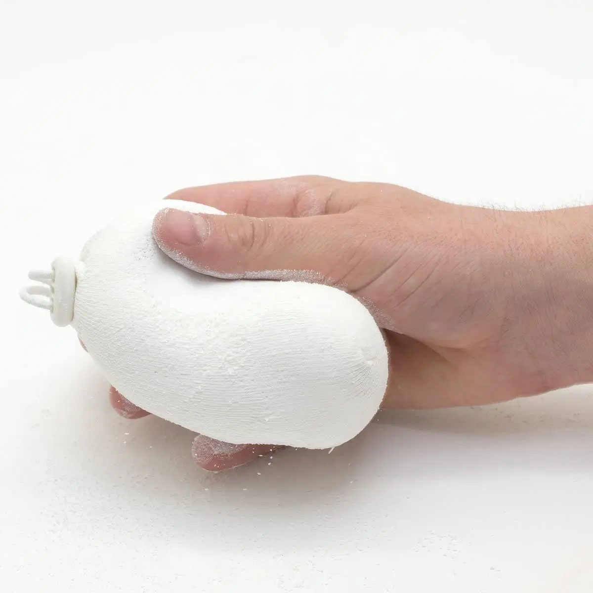 XT YIOU Custom 65g Refillable Climbing Gym Chalk Ball With Zip Lock Bag