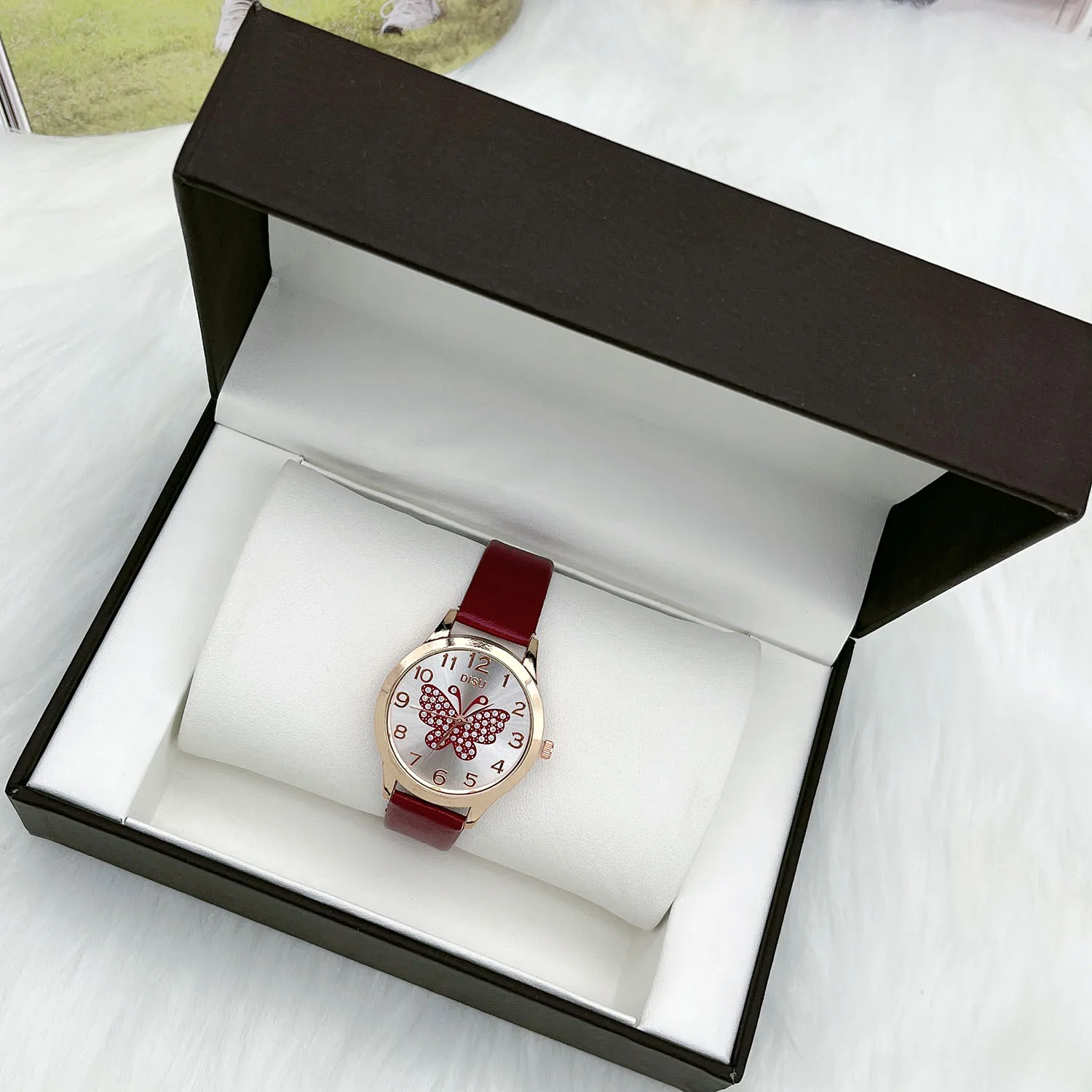 Fashionable Quartz Watch Ladies Alloy Wrist Watch Bracelet Gift Set 6 Piece Set Women Quartz Bracelet Watches For Ladies