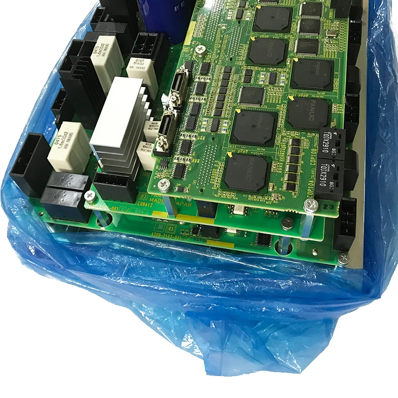 A06B-6400-H002 A20B-8101-0790 A20B-2102-0212 A20B-8101-0812 Fanuc Servo Amplifier