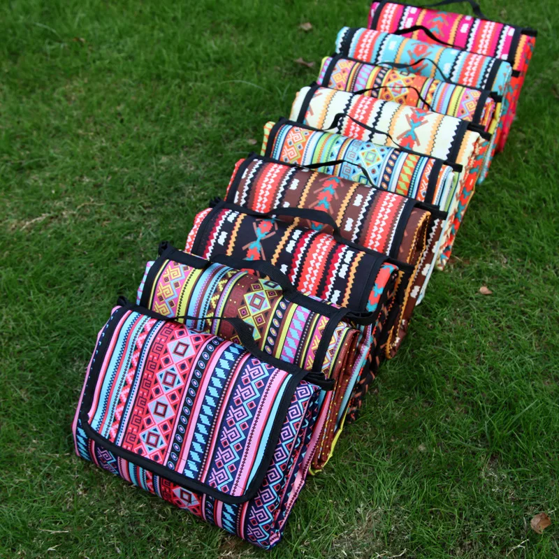 2023 fashion woven fabric picnic blanket waterproof camping mat thickened picnic mat custom