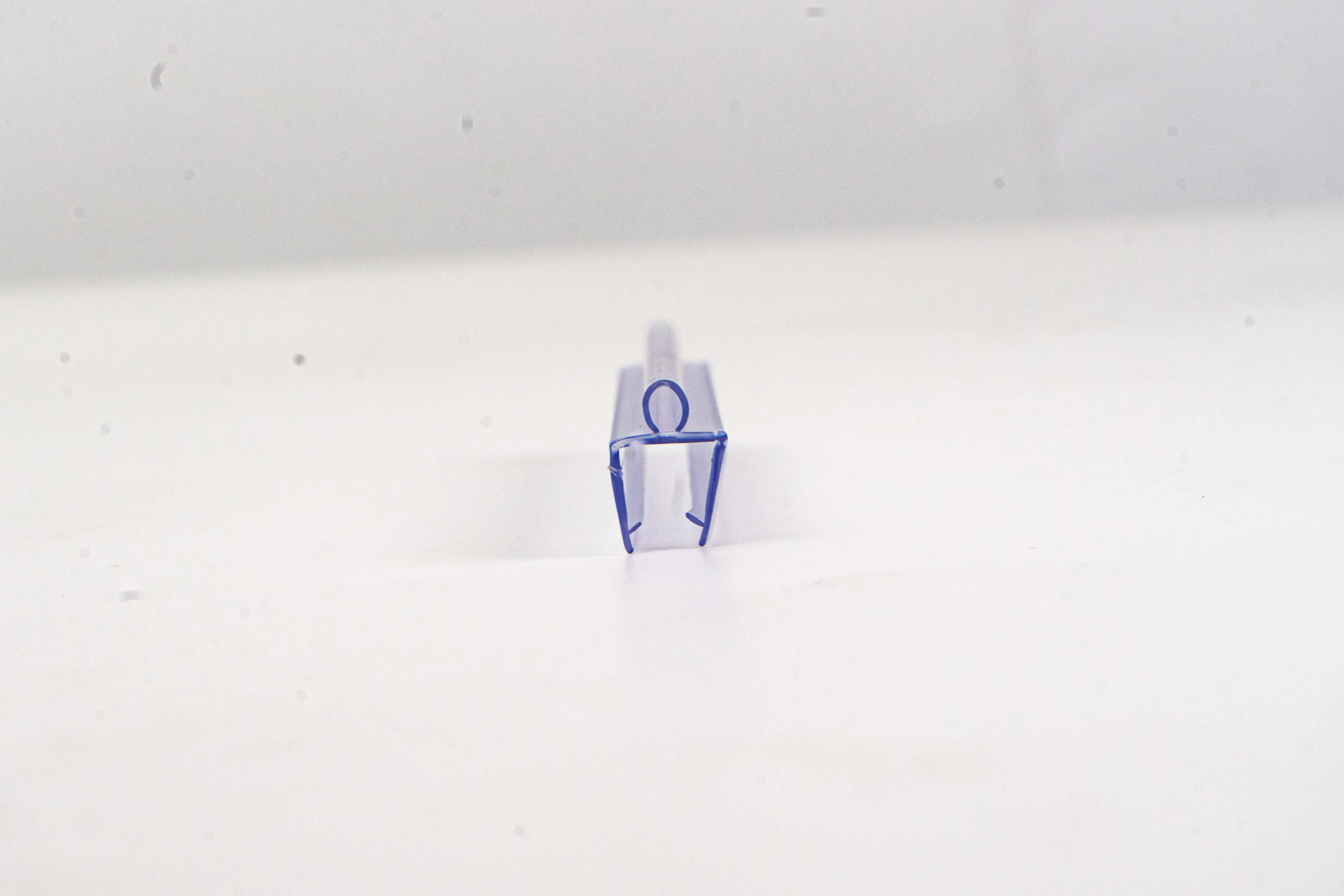 Hydrorelax Frameless Shower Door Bottom Seal Clear PVC Shower Seal Strip for Glass Door Stop Shower Leaks