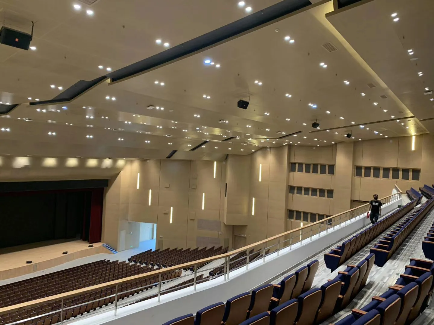 Grooved wooden Acoustic Panels Fire Retardant Mdf Noise Reduction Soundproofing Materials Board For Studio Hall