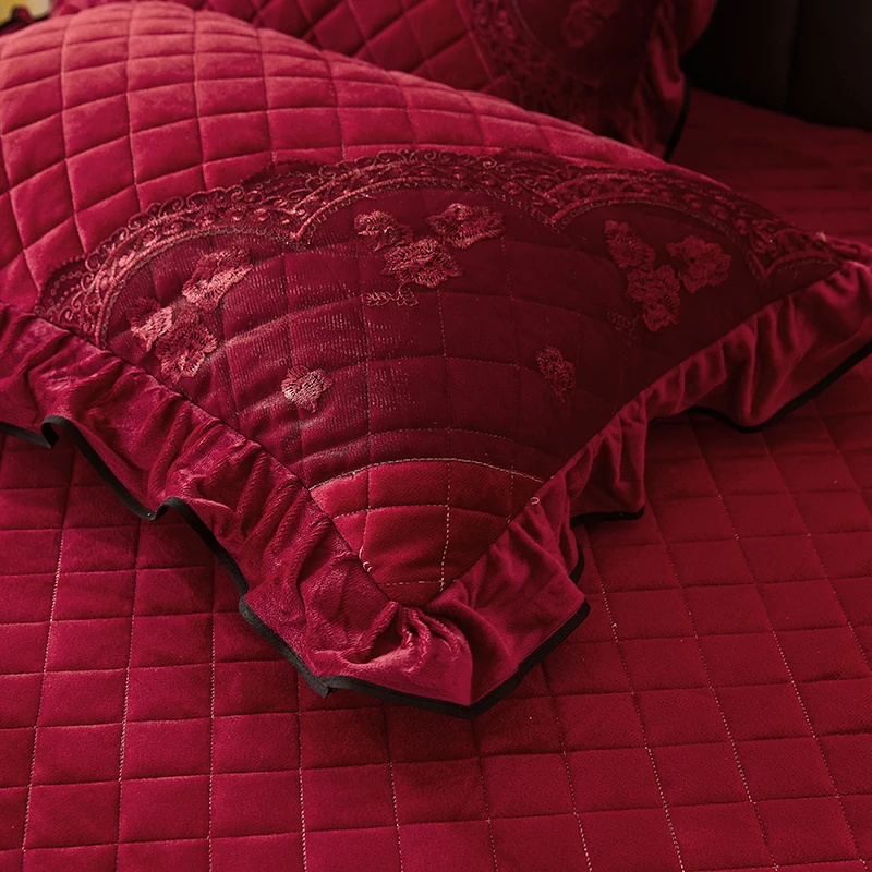 Comforter Bed Sheets and Skirt Bed Set Home Full Size Lace Velvet Embroidery