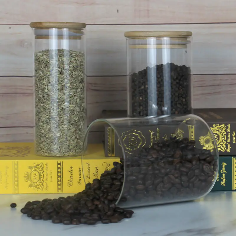 New Design Factory Produced High Borosilicate Glass Jar With Acacia Wooden Bamboo Lid