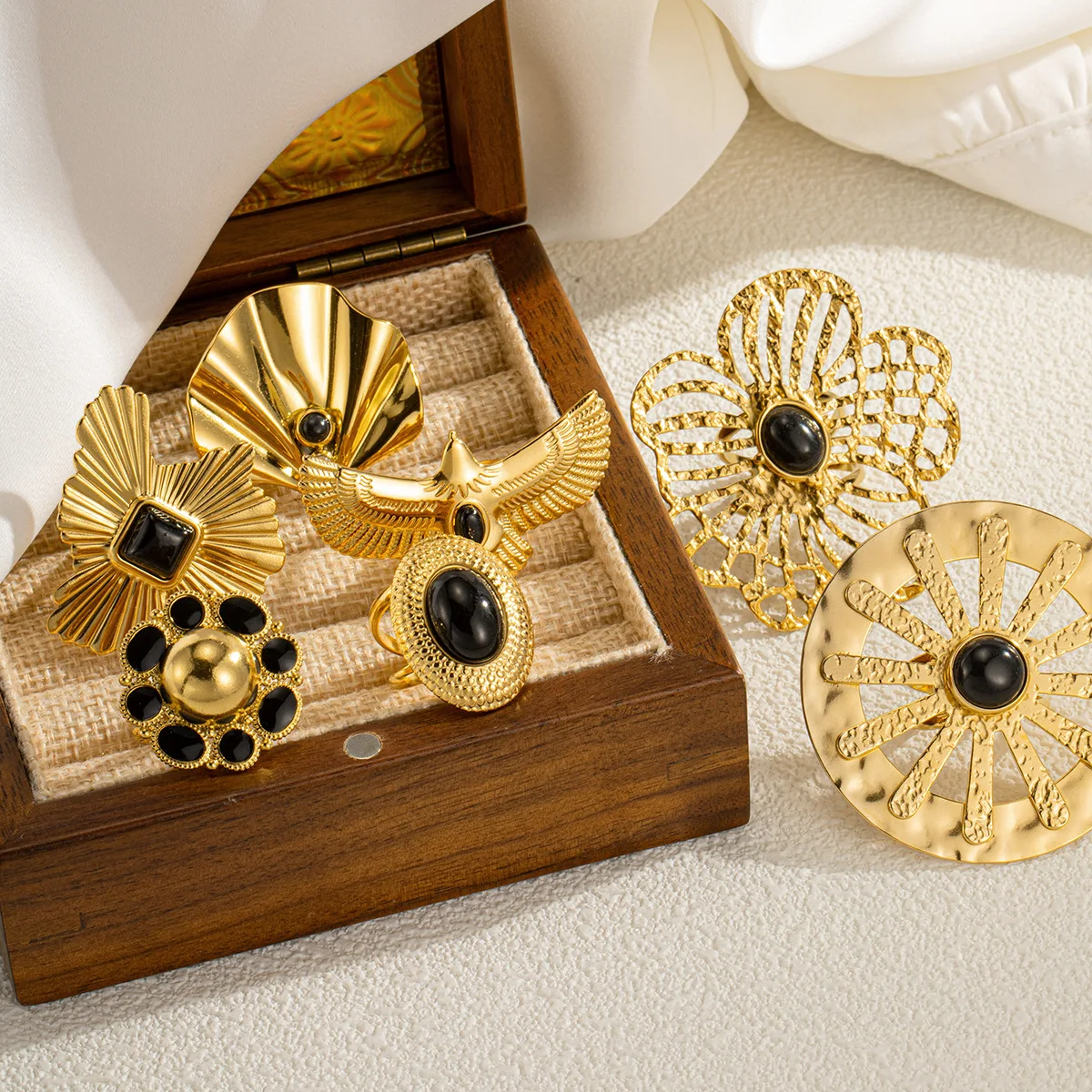 Europe and the United States simple all-match titanium steel open ring French vintage female hollow-out ring jewelry wholesale