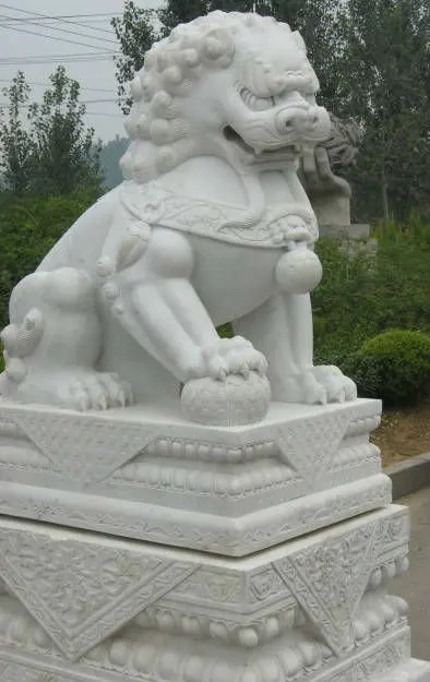 Shengye hot selling classic Chinese style large white marble animal lions statue Fu dog stone sculpture outdoor gate decoration