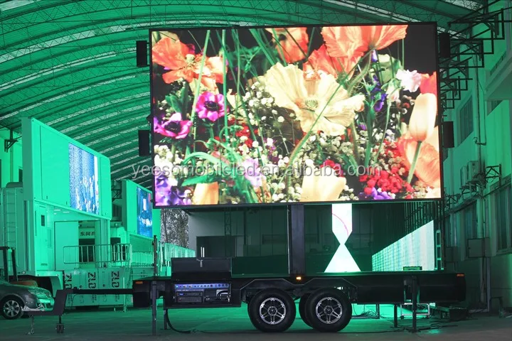 China customized led display trailer for roadshow