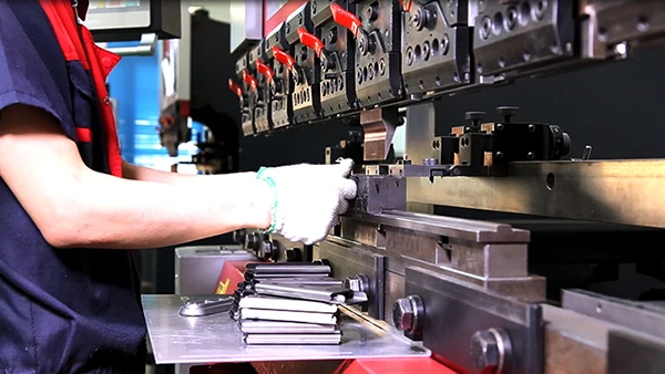 High precision Made Metalwork pieces sheet metal bending aluminum  steel stamping bending sheet metal parts suppliers