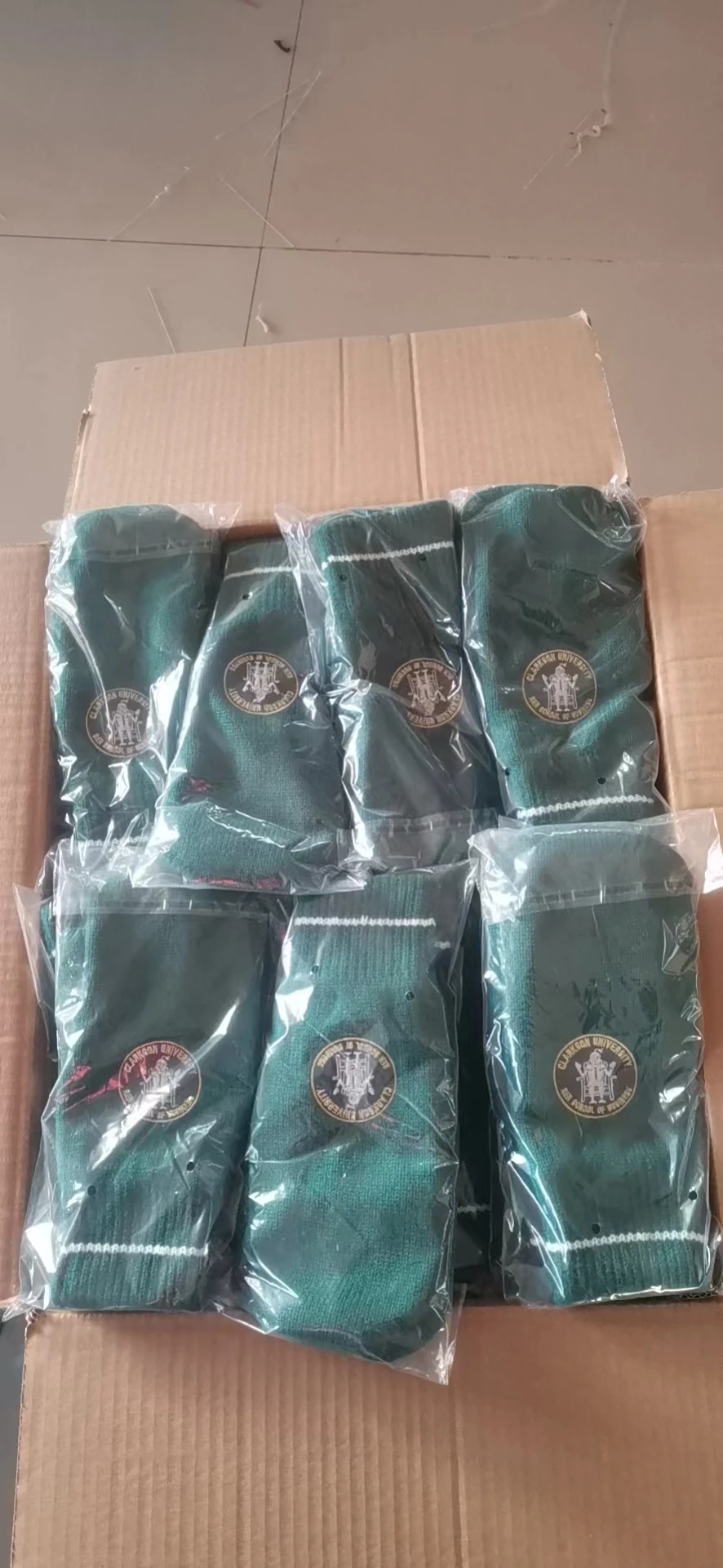 Custom Winter Thick Acrylic Knitted Gloves Mittens Custom Embroidered Logo Mittens Fleece Lined