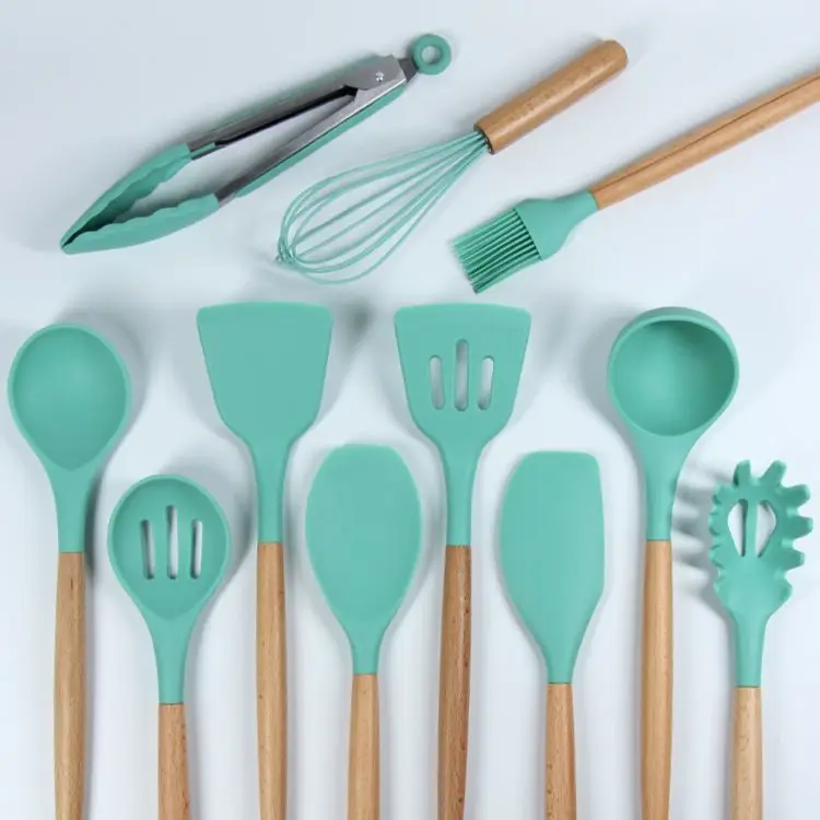 Amazon Hot Custom Logo Kitchenware Durable Wooden Handle 12 Inch Green Color Silicone Kitchen Utensil