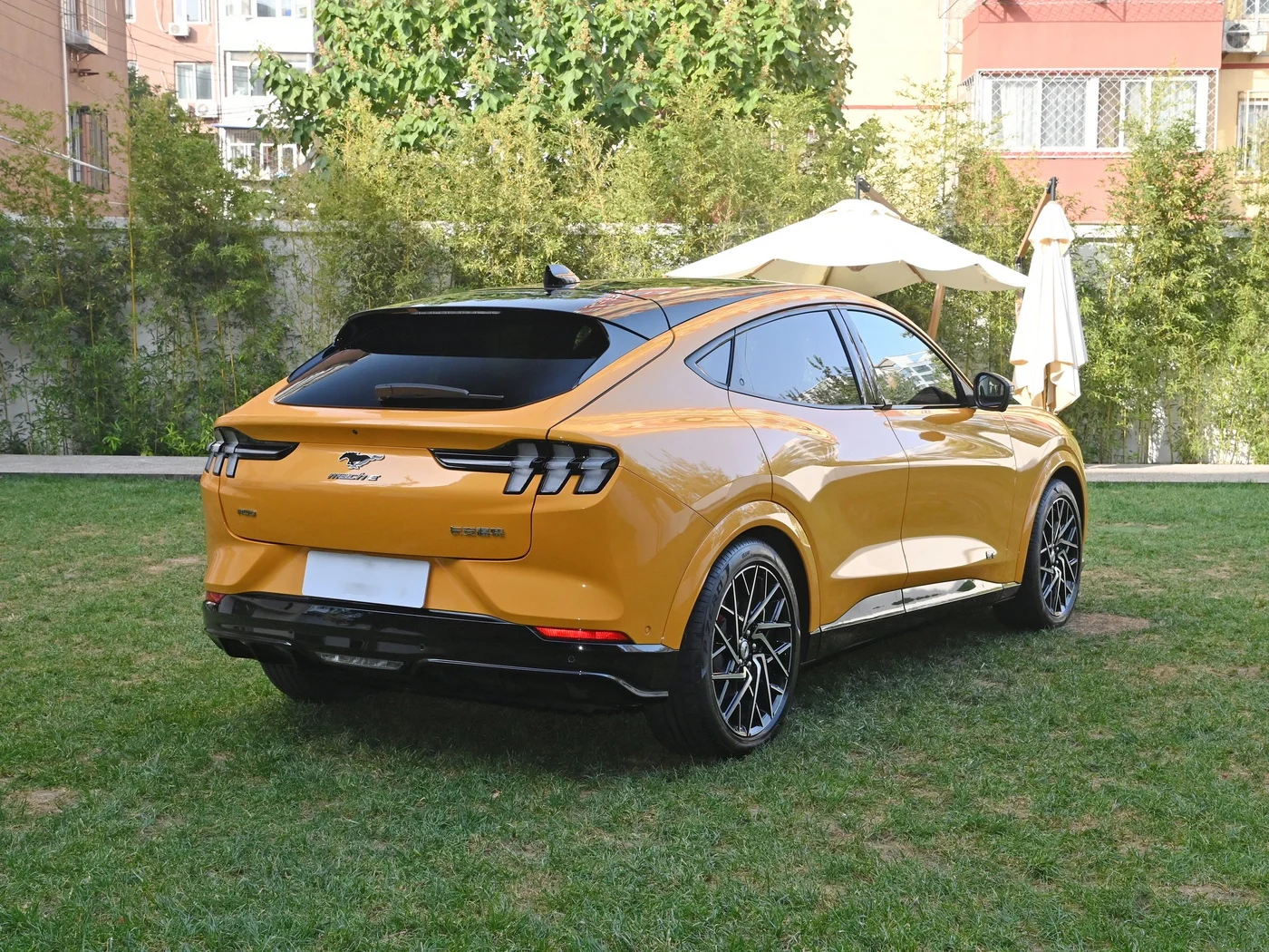 Новый полный привод 513 км Мустанг Мах E-SUV электромобиль