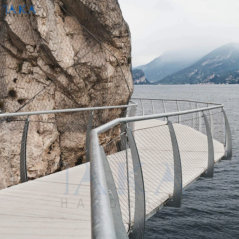 2024 new design Factory hot sell  Balustrade Cable Wire Mesh Panel Railing Stainless Steel Rope Wire Mesh Webnet Railing