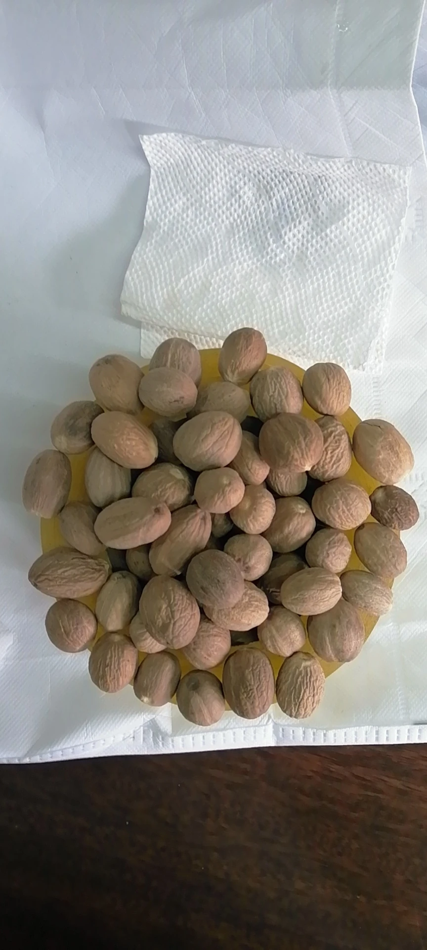  2021 High quality new arrival organic nutmeg nutmegs in low