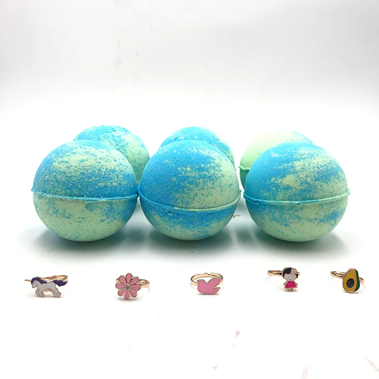  Оптовая продажа фирменные игрушки кольцо внутри натуральный материал с красочными бомбами для ванны ручной