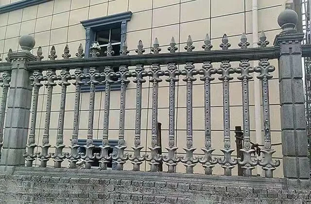 Road Imitated Stone Fence Mold Plastic Decorative Precast Concrete Fence Mold  Handrail Mold for Concrete Fencing
