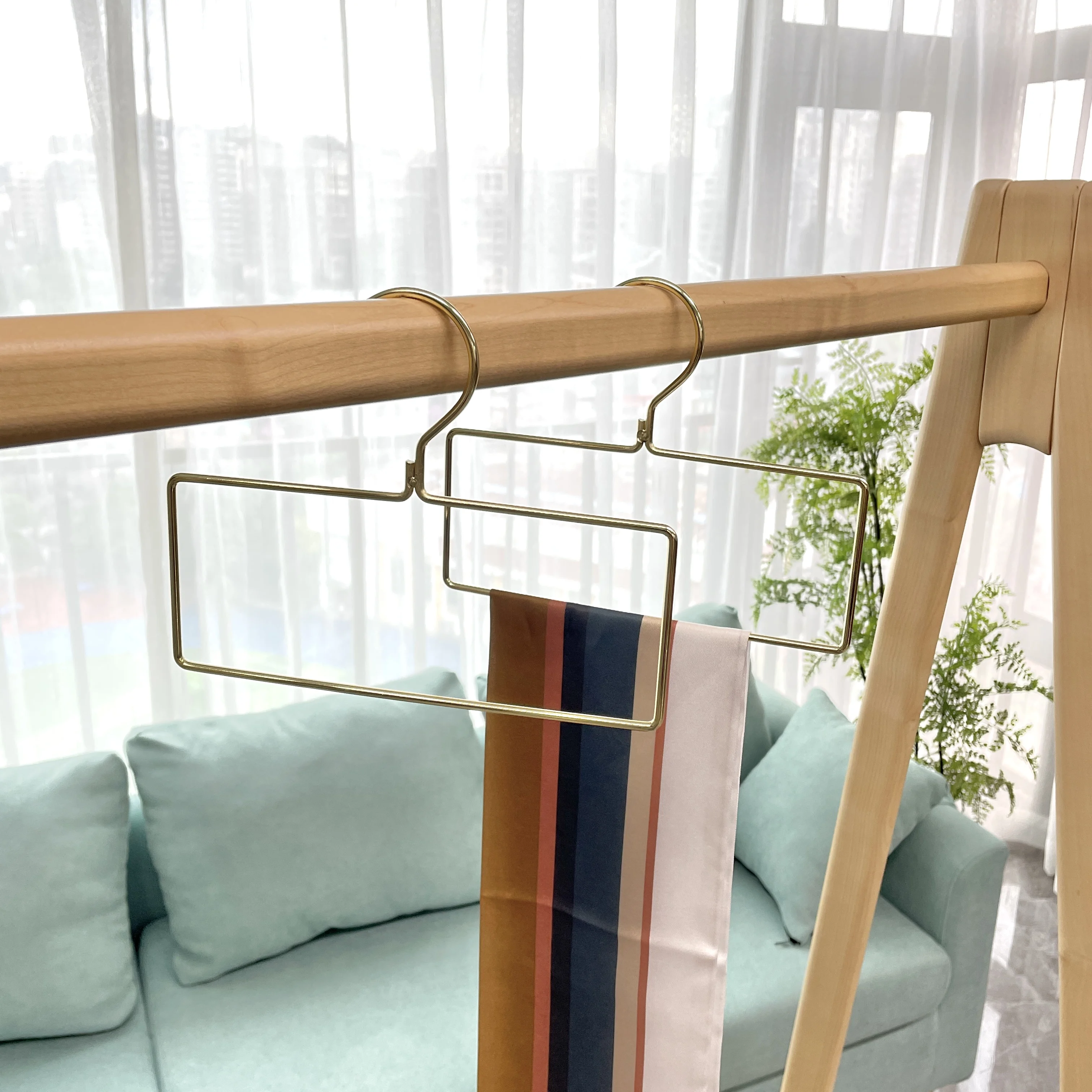 Ceintre or Gold Placard Nice Customized Gold Square Hanger Scarves Rectangle Metal Clothes Scarf Hanger for Scarf