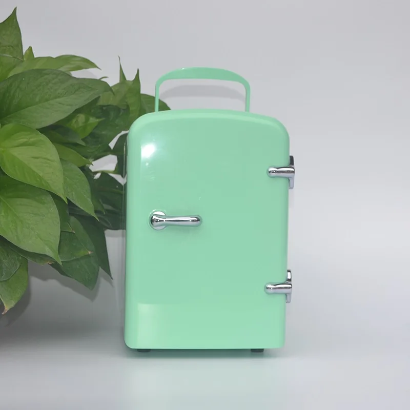 Skincare beauty mini bar 4 liter mini fridge Custom cosmetic makeup fridge glass door refrigerators small size refrigerator