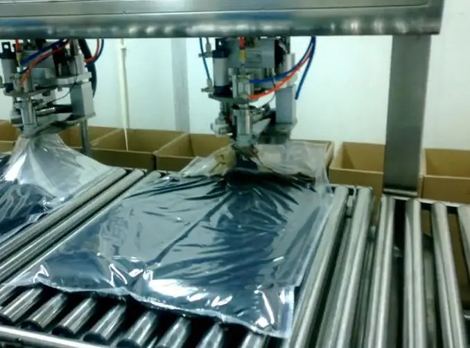 KINGWISH  full automatic single head BIB filling machine for jam paste puree 5L 10L 20L etc